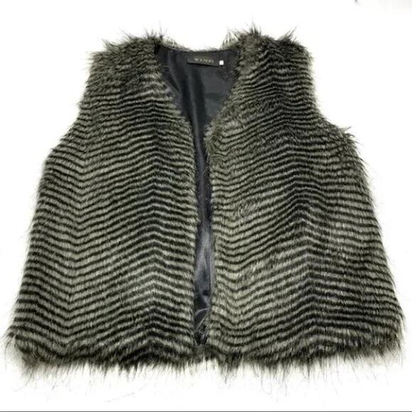 Wenxi Faux Fox Fur Black & Gray Striped Fully Lined Vest Size Medium - Picture 1 of 14